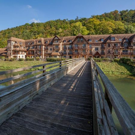Karma Manoir Des Deux Amants Aparthotel Connelles Luaran gambar