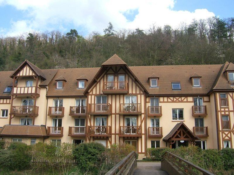 Karma Manoir Des Deux Amants Aparthotel Connelles Luaran gambar