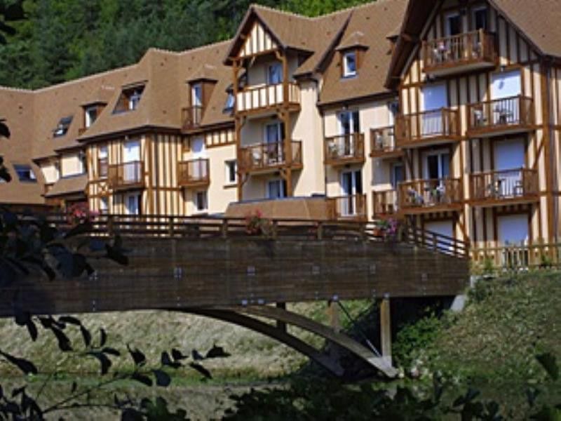 Karma Manoir Des Deux Amants Aparthotel Connelles Luaran gambar