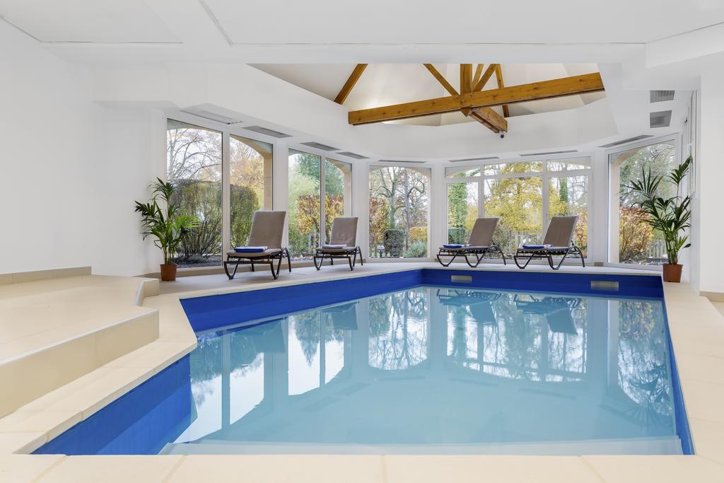 Karma Manoir Des Deux Amants Aparthotel Connelles Luaran gambar
