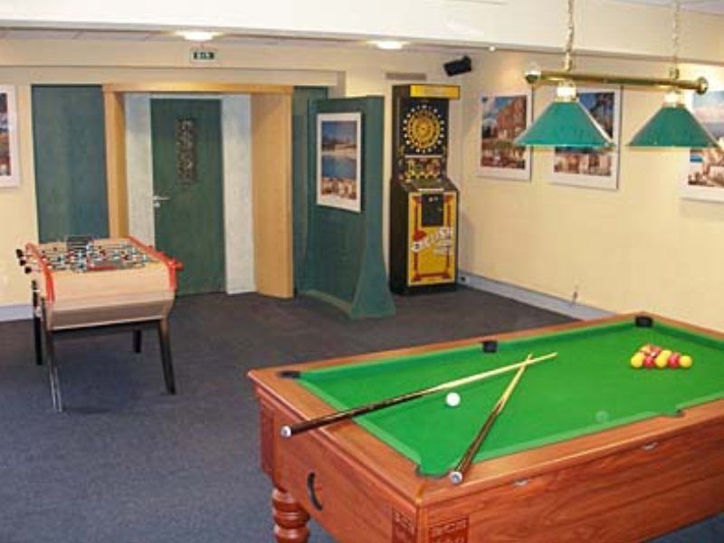 Karma Manoir Des Deux Amants Aparthotel Connelles Luaran gambar